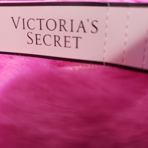 377- Victoria's Secret Slippers Pink Color Size Small NWT - Picture 6 of 9